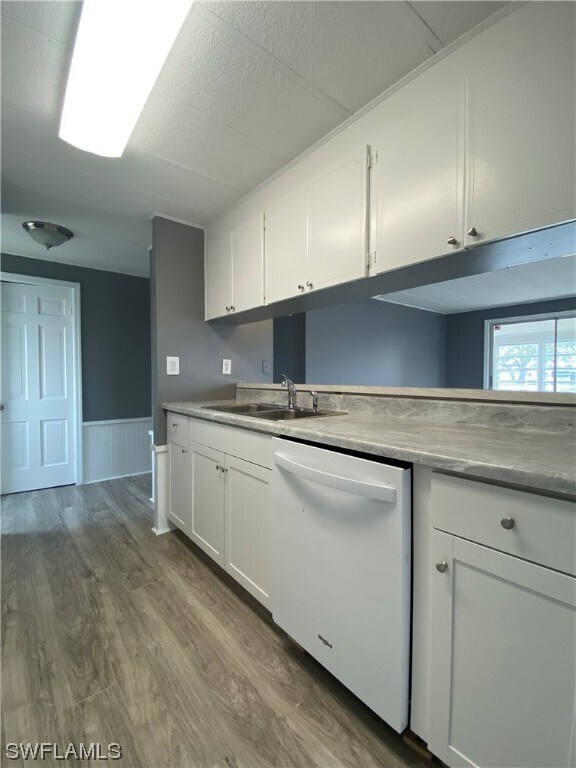 Building Photo - 282 Valencia Dr
