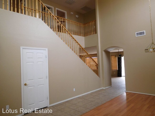 Building Photo - 5 br, 3 bath House - 6551 S 43rd Ln.