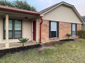 Building Photo - 12728 Shannon Hills Dr