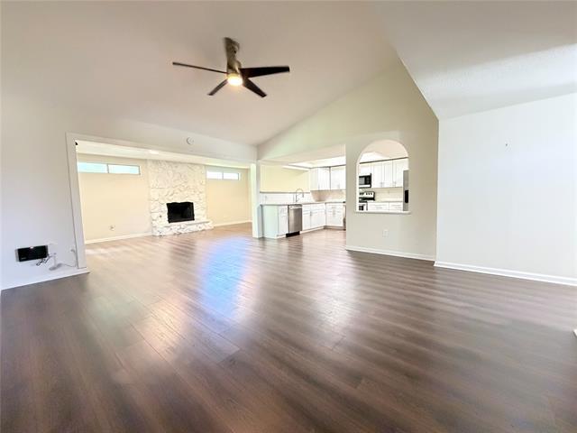 Foto del edificio - 706 Jamestown Dr