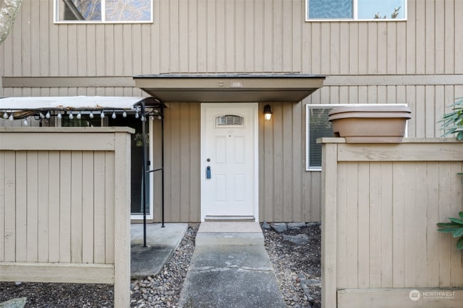 Building Photo - 6111 N 16th St