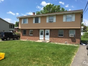 Building Photo - 811 Oak Hill Ave