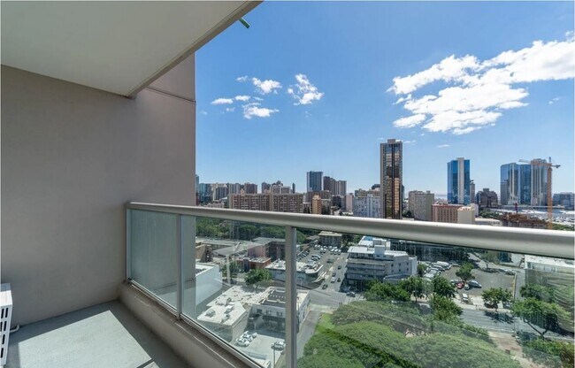 Foto del edificio - 1450 Young St