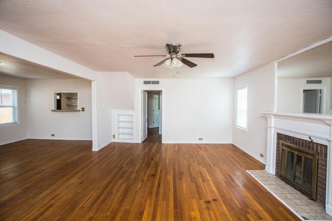 Foto del edificio - 2431 20th St