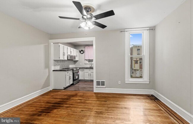 Foto del edificio - 6813 Ditman St