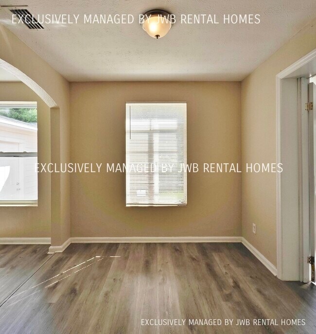 Building Photo - 7825 Tory Pl W