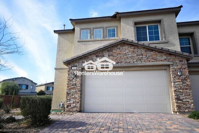 Foto del edificio - Move In Special! Renters Warehouse proudly presents this beautiful 4-bedroom home in gated community