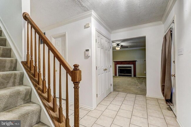 Foto del edificio - 6263 Woodcrest Dr