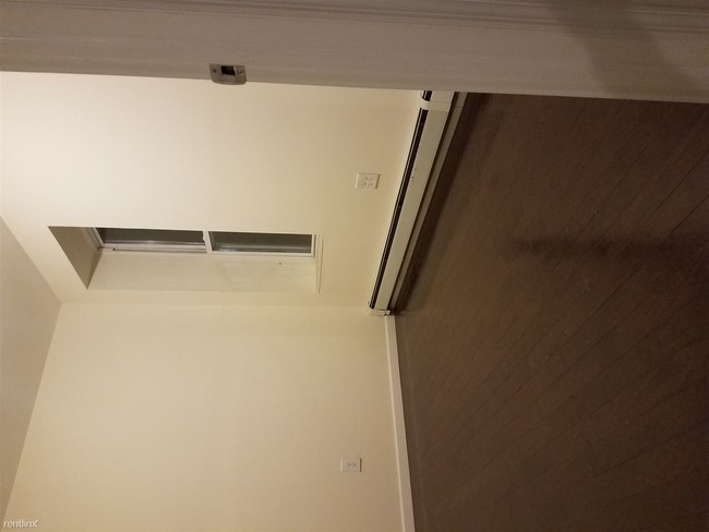 Foto del edificio - 615 Livonia Ave