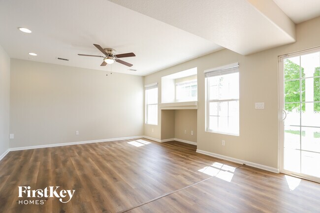 Building Photo - 5047 Orleans Ct