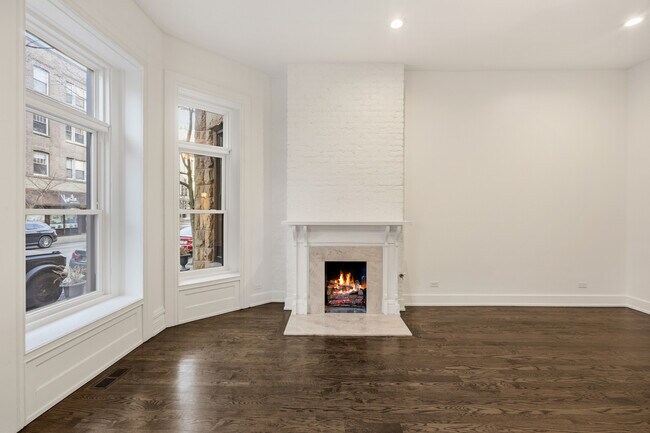 Foto del edificio - 2107 N Clark St