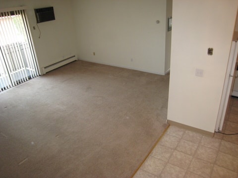 Building Photo - Royal Court Apartments