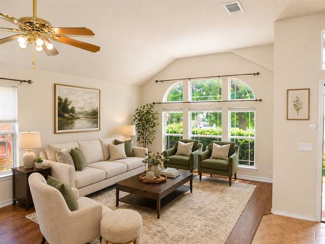 Foto del edificio - 8621 Wagon Trail