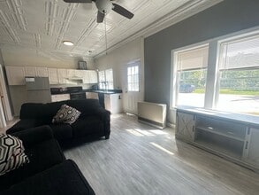 Building Photo - 12 Dawson St