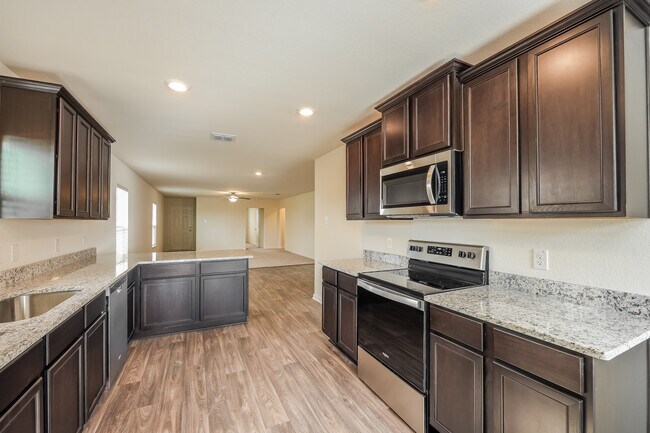 Building Photo - 7211 Aaron Jordan Dr
