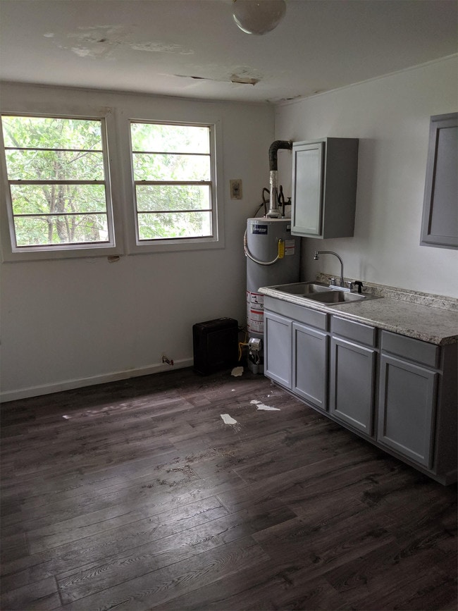 Photo - 2348 Iroquois St Townhome