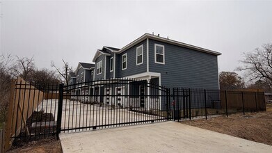 Building Photo - 3533 Alderfer St