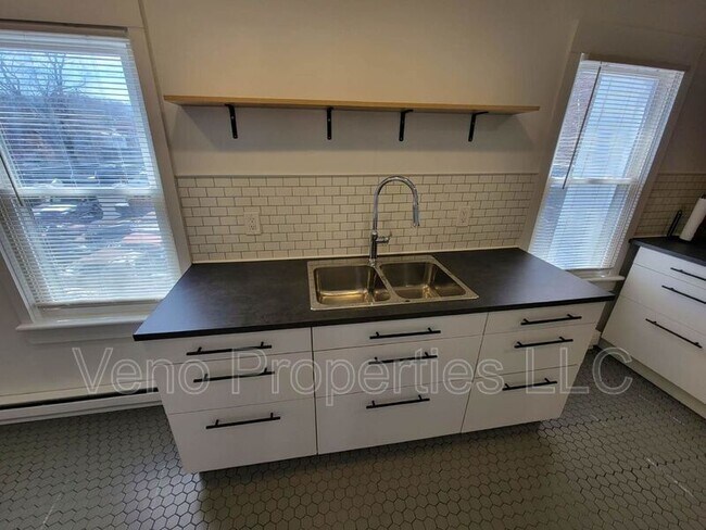 Foto del edificio - 3 Ashland Pl