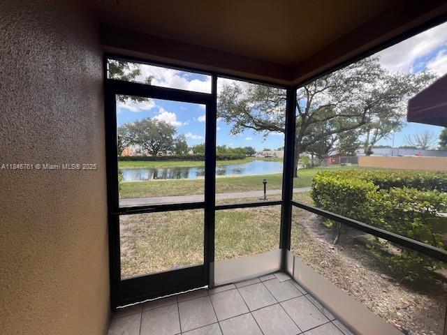Building Photo - 15405 N Miami Lakeway