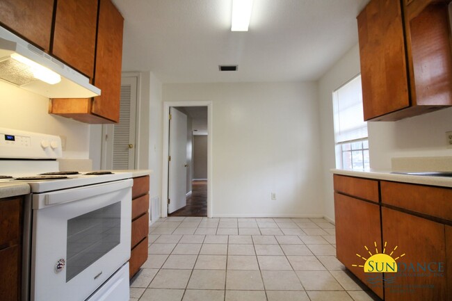 Foto del edificio - Great 3 Bedroom Home in Fort Walton Beach