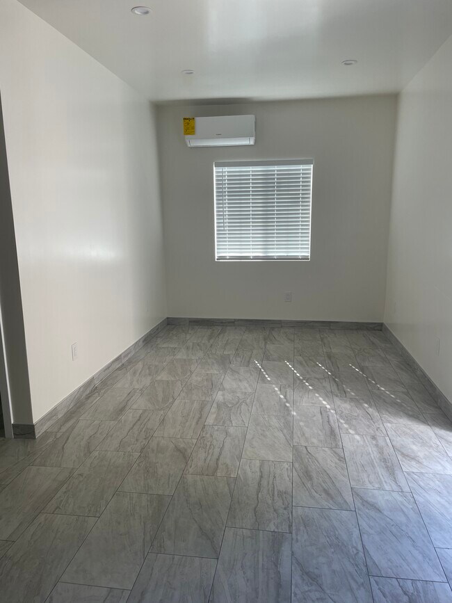 Fotografía del edificio - 600 W Palmer St