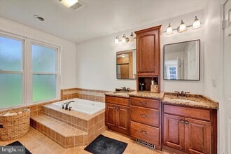 Building Photo - 34 Dulaney Hills Ct