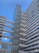 Building Photo - 500 University Ave