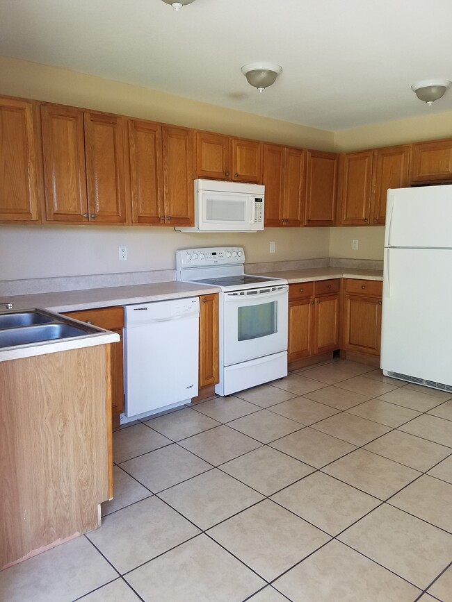 Cocina - 31266 Fernway St