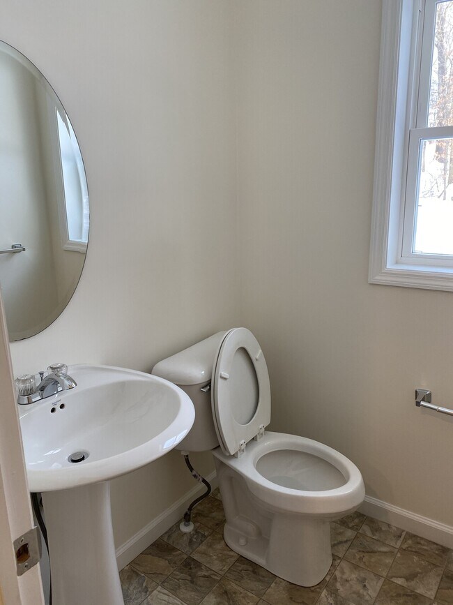 43 Firehouse Rd, Halfmoon, NY 12065 House Rental in Halfmoon, NY