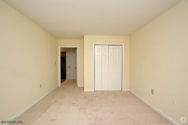 Bedroom - Crystal Village Apartments