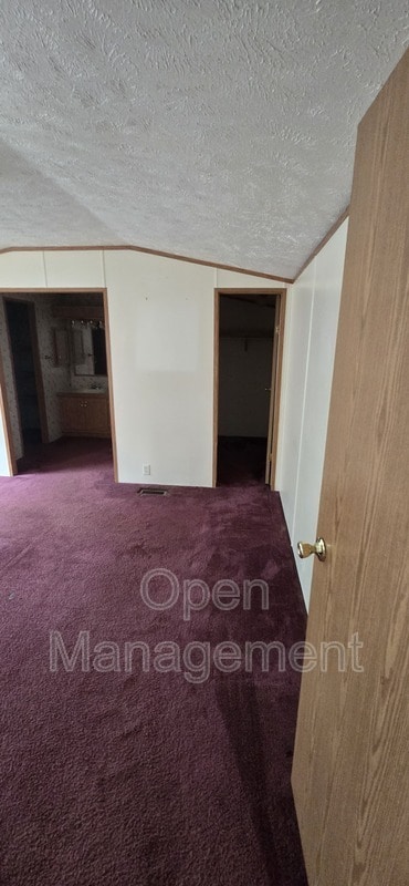 Building Photo - 1100 Thornwood Dr SW
