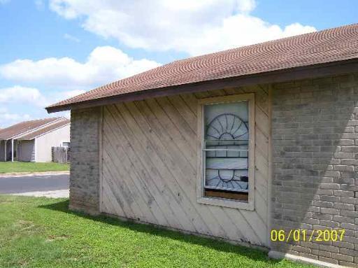 Foto del edificio - 8904 Meadow Trace