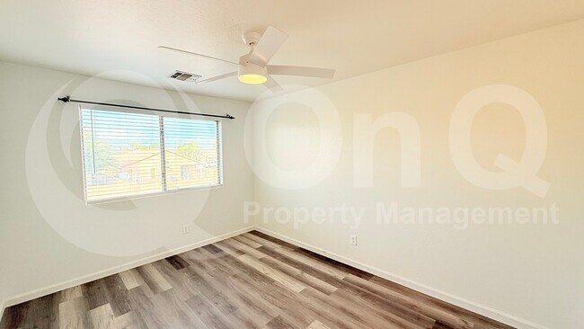 Foto del edificio - 40328 W Sanders Way