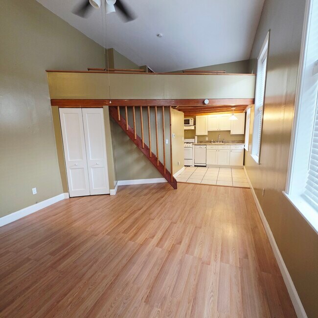 Foto del edificio - 322 W George St