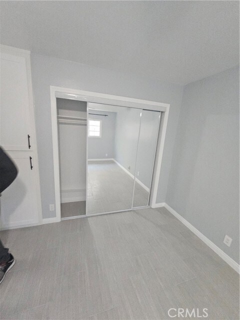 Foto del edificio - 4222 W 120th St