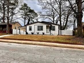 Building Photo - 1960 John Calvin Ave