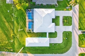 Building Photo - 1138 SW 47th Terrace