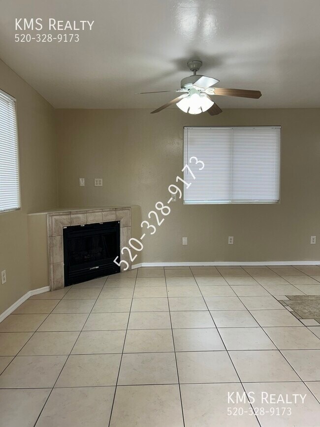 Foto del edificio - 3 Bed / 2 bath - OWNER /AGENT