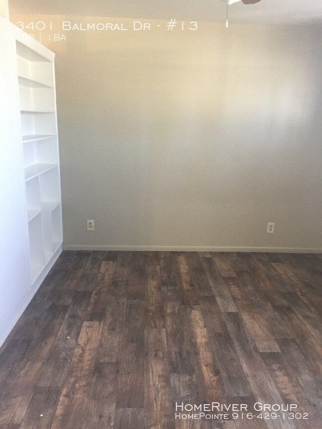 Foto del edificio - 3401 Balmoral Dr