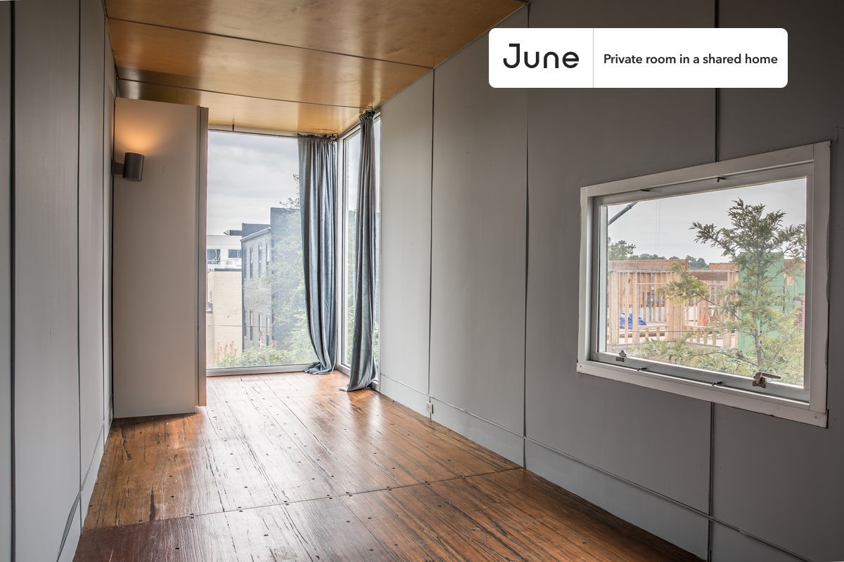 Room in Shared 6 bed/6 bath home - Room in Shared 6 bed/6 bath home