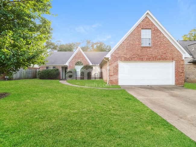 Building Photo - 5767 Kuykendall Dr