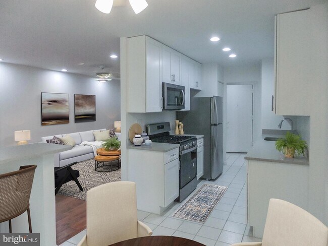 Foto del edificio - 1650 Oakwood Dr