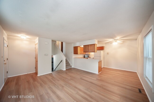Building Photo - 1158 Inverrary Ln