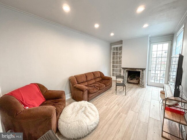 Foto del edificio - 419 S Carlisle St