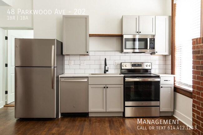 Foto del edificio - 48 Parkwood Ave