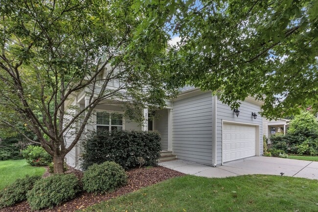 Foto del edificio - 3 Bedroom Home in Austin Creek! 2 Car Gara...