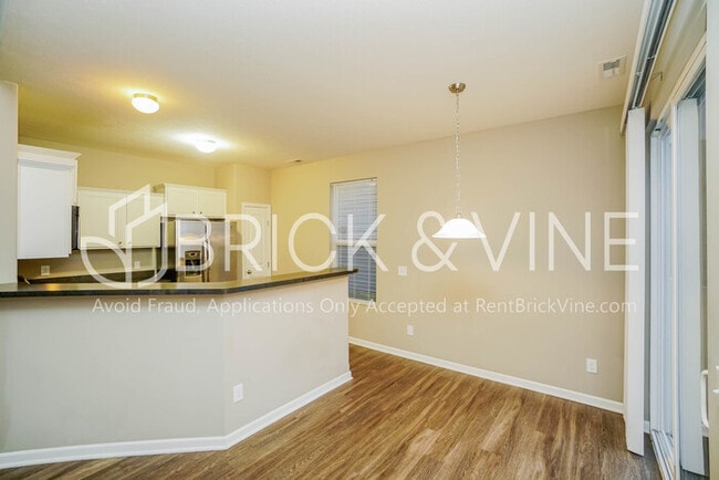 Building Photo - 6023 Deansboro Dr