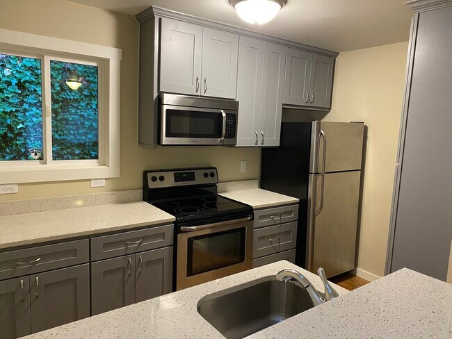 Foto del edificio - 5224 Northeast Couch Street