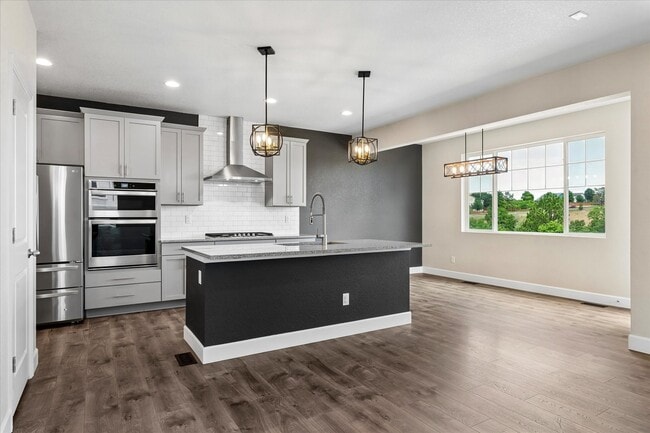 Building Photo - 5355 Canyon View Dr
