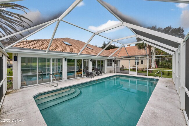 Foto del edificio - 417 Long Cove Rd